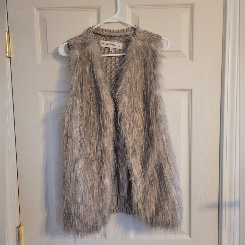 Sebby Collection Beige Cable Knit Faux Fur Women's Boho Vest